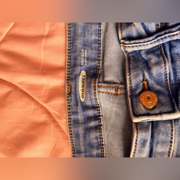 old navy jeans - Picture 4 of 4